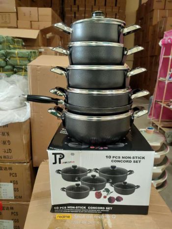James Pot Black Kitchenware set